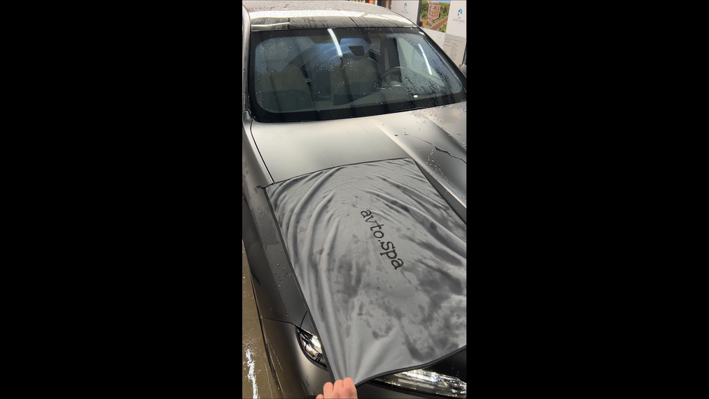 Prosop de uscare Pulloff 90×70 cm – absorbție maximă și uscare impecabilă.